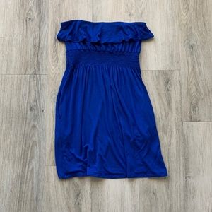 Blue strapless ruffle mini dress with pockets